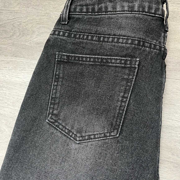 Women’s ripped Jeans - Picture 3 of 4